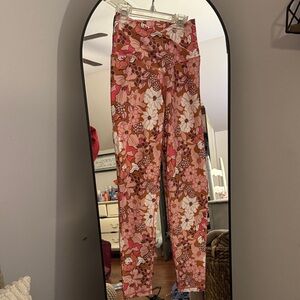 Women’s aerie Floral Pink and Brown crossover Leggings